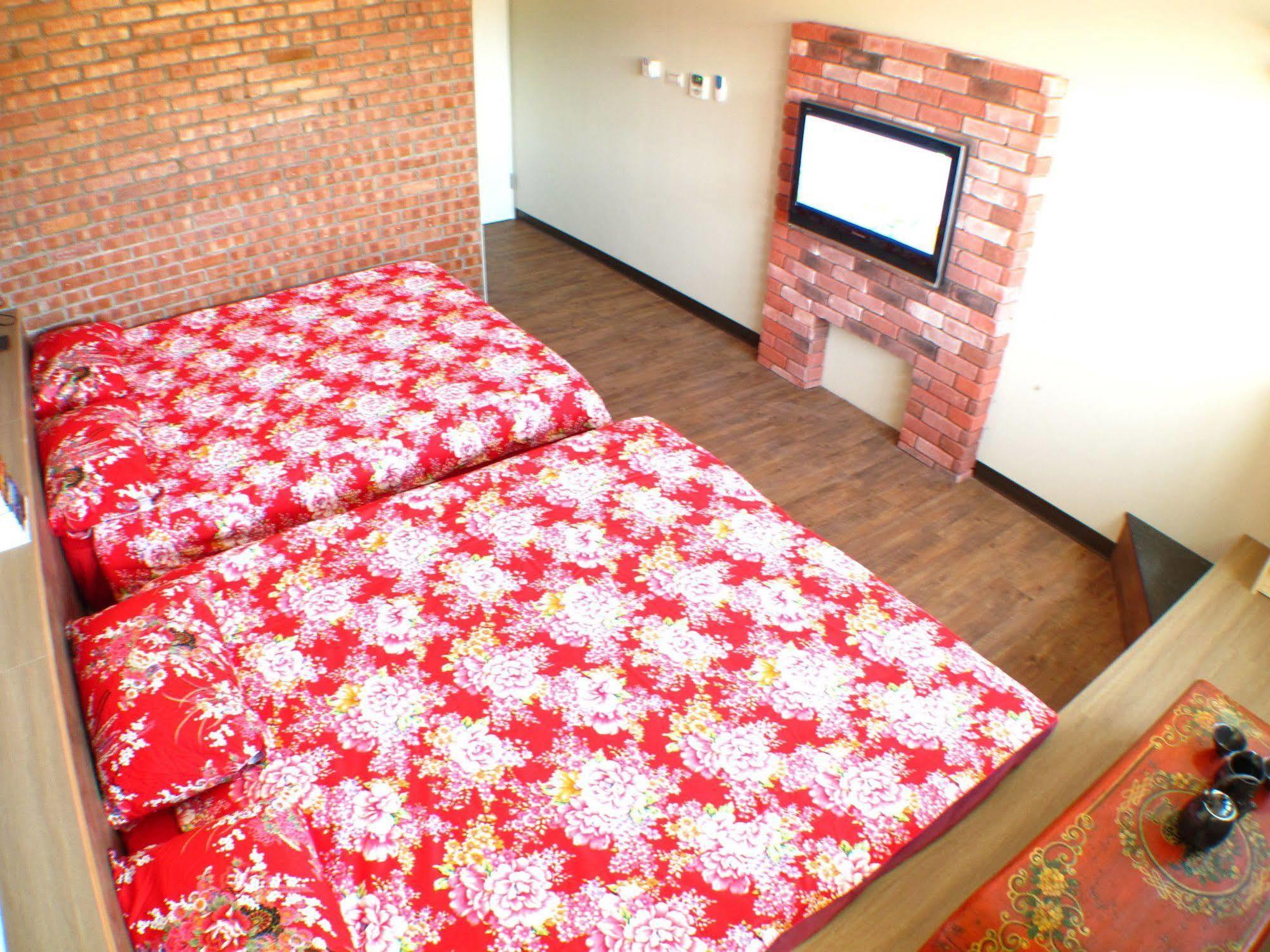 Formosa 101 Hostel Taipei Exterior photo